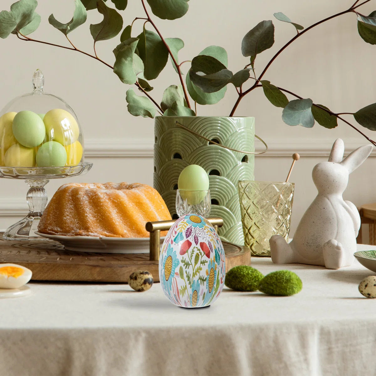 Sanan 5.8" Artistic Floral Egg Decoration